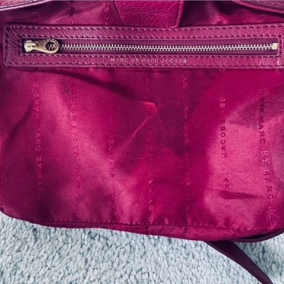 Marc by Marc Jacobs Leather Satchel Crossbody Burgundy - Picture 13 of 16